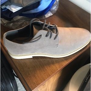 Jivana Milan Men’s Suede Oxford Casual Shoes.  Size 13, Grey.